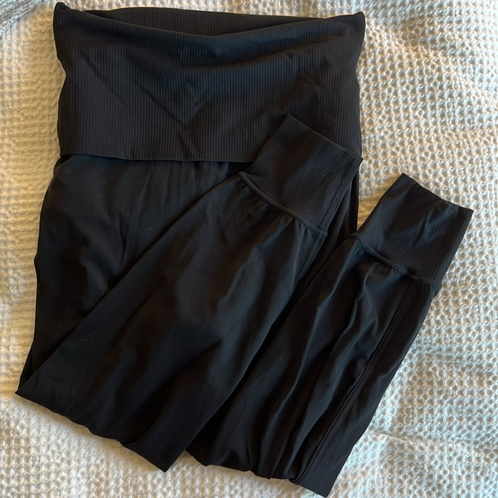 Lululemon fold over align jogger
